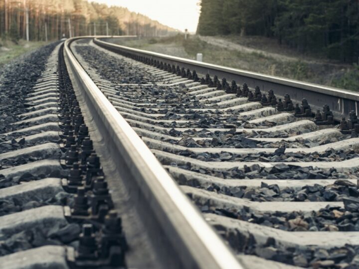 Transformacja systemu komunikacyjnego Pułtuska: budowa obwodnicy i plany nowej linii kolejowej