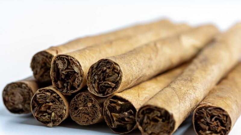 Nielegalny tytoń zabezpieczony przez pułtuską policję – mieszkaniec Pułtuska stanie przed sądem