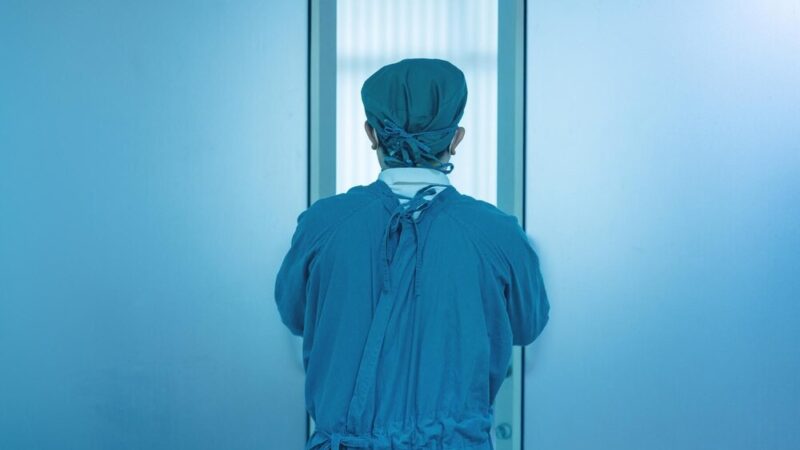 Ferie pełne bezpieczeństwa: Edukacyjne spotkania w pułtuskich szkołach