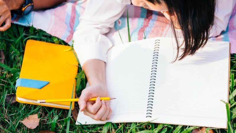 NAGRODY DLA PUŁTUSKICH NAUCZYCIELI ZA WZOROWĄ SŁUŻBĘ