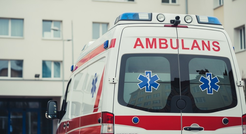 Policyjna łódź na Narewie: Bezpieczeństwo na wodzie w sezonie letnim