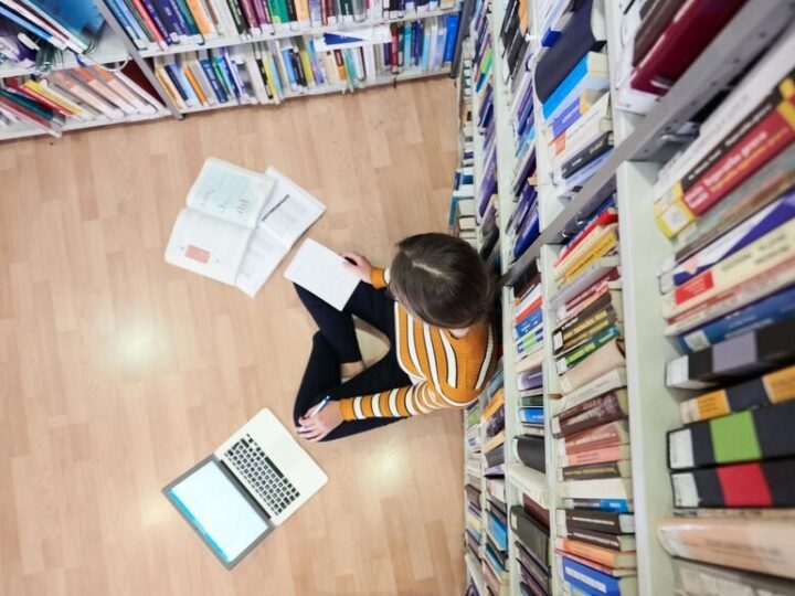 Uczniowie LO im. Piotra Skargi odkrywają tajniki lokalnego samorządu w Pułtusku